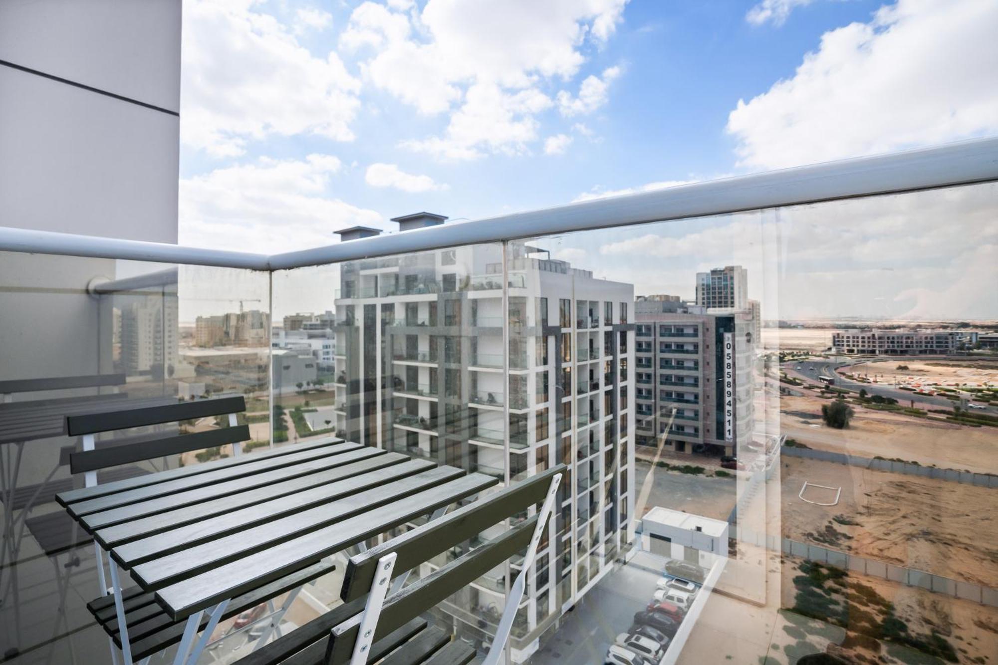 Luxurious Studio - Family Friendly Dubai